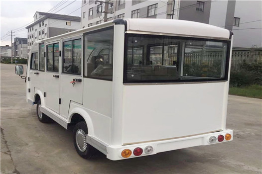 封閉觀光車.jpg